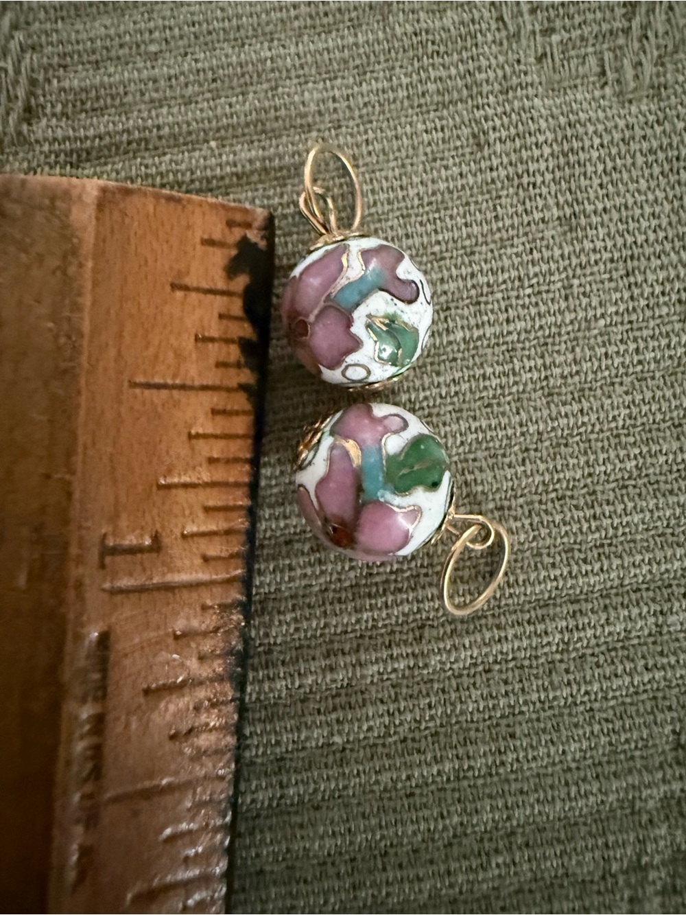 Vintage 14kt Cloisonné Floral Pink and Green Drop ball for earrings or chain - Picture 7 of 7